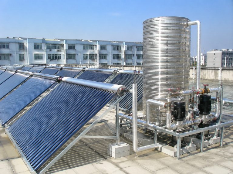 金溪县商用大容量真空管太阳能热水系统